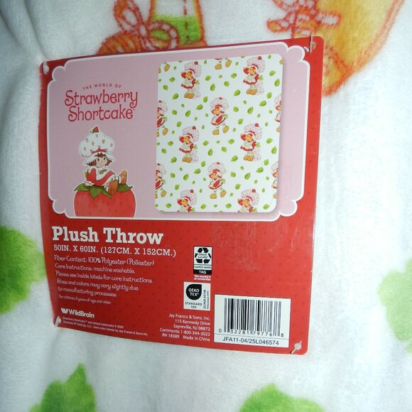 Strawberry Shortcake 🍓🍰Plush Throw/Blanket 2025🍰 50" X 60"🆕⌚📦🏃💨🚚 - Picture 15 of 16